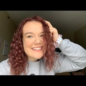 Meet your Posher, Lauren
